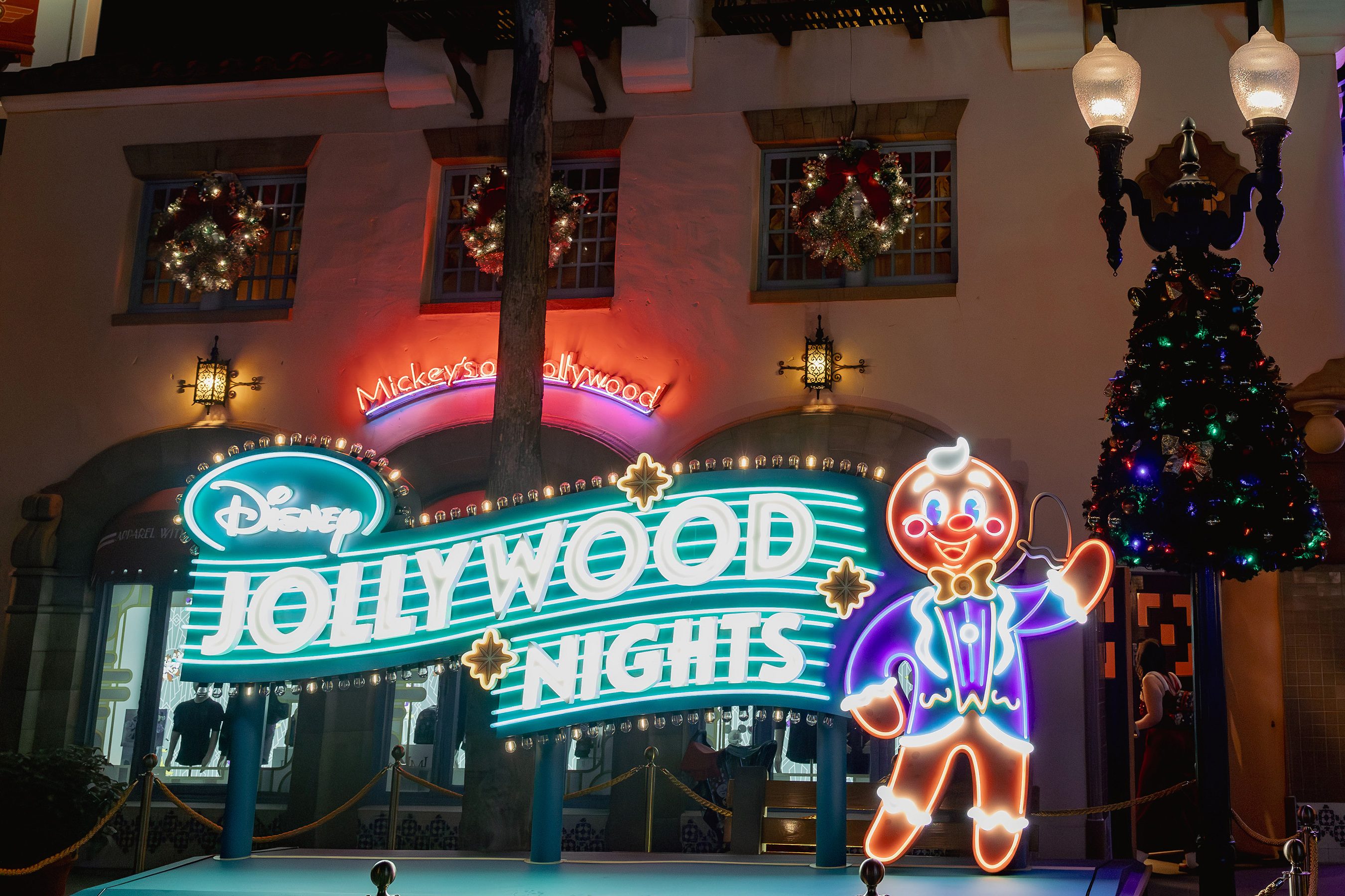 Complete List of Characters Appearing at Disney Jollywood Nights 2024