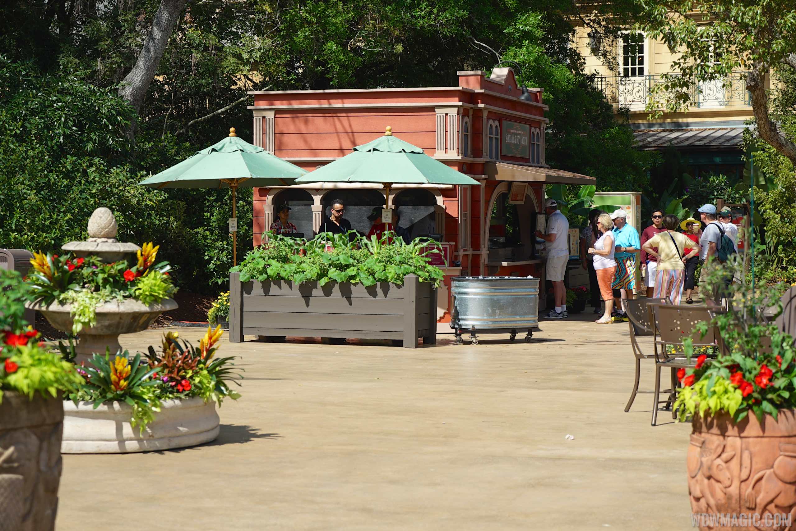 2015 Epcot Flower and Garden Festival Outdoor Kitchen kiosks and menus