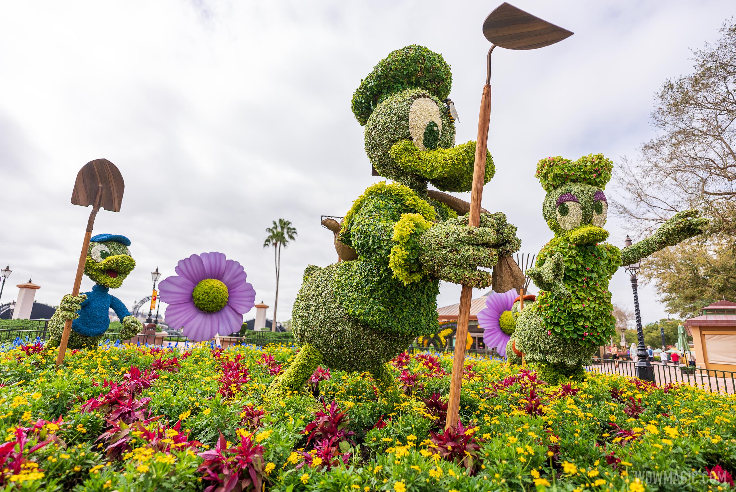 2021 Taste of EPCOT International Flower and Garden Festival topiary ...