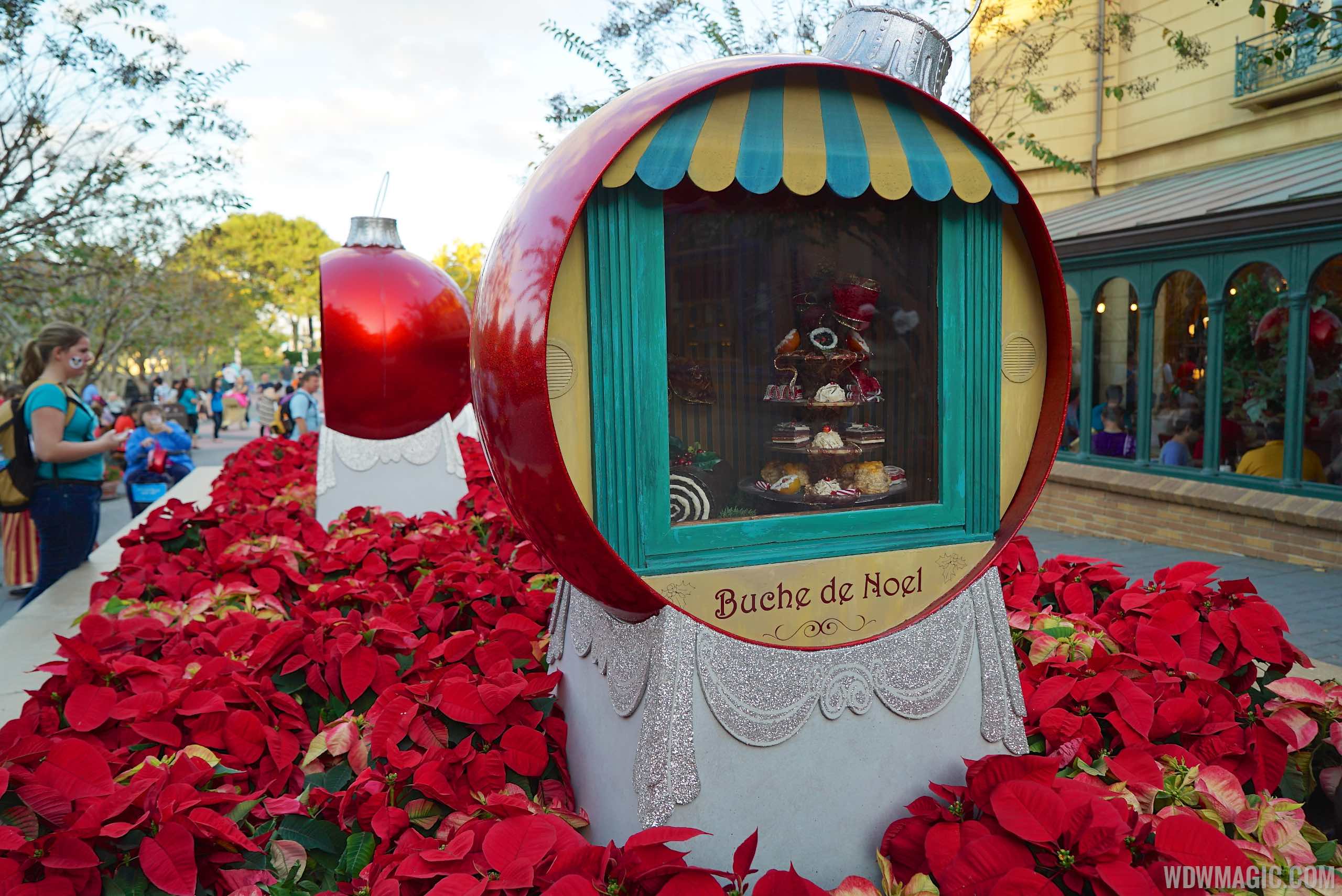 Epcot holiday decorations 2014 Photo 34 of 36