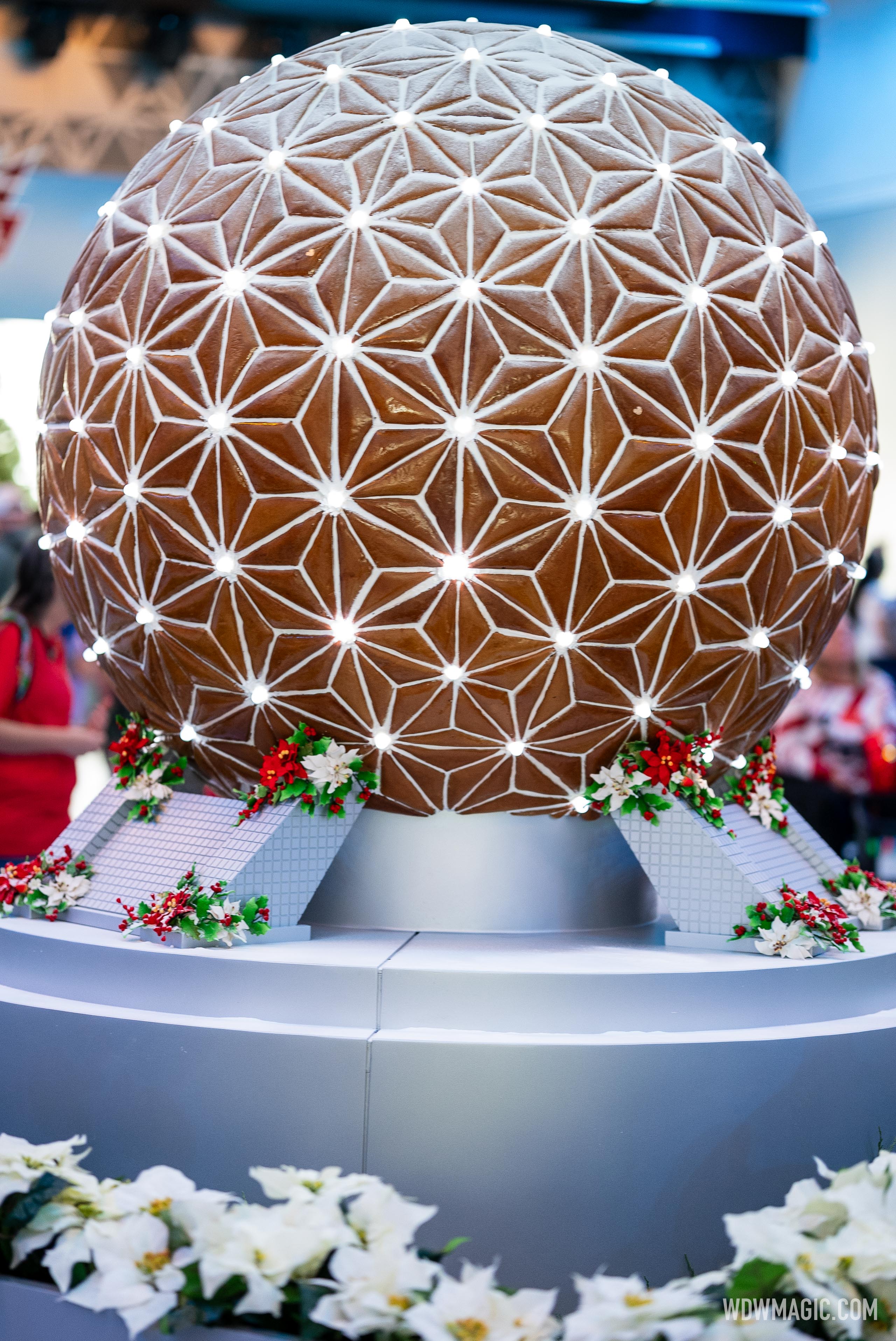 Gingerbread Spaceship Earth - Photo 4 of 5