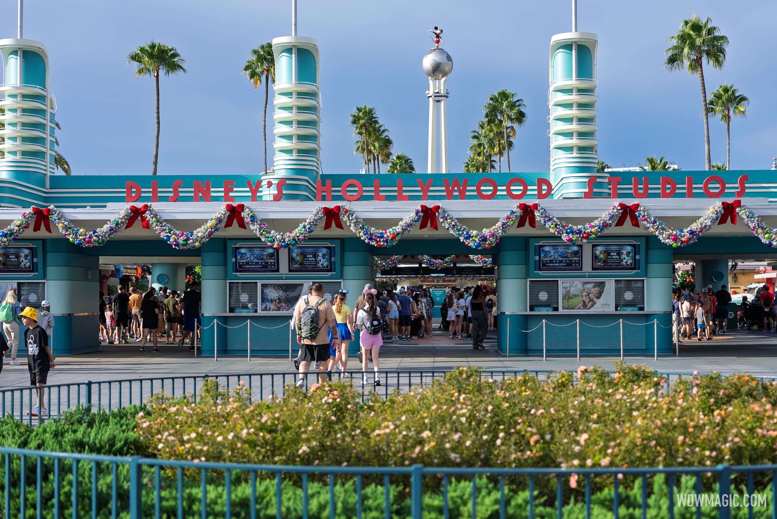Holiday Decor, Music, and Christmas Tree Now in Place at Disney's Hollywood Studios 2025