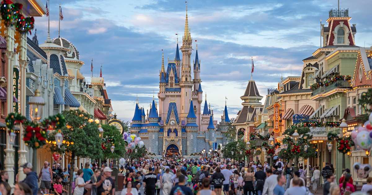 First 2025 Magic Kingdom Holiday Decor Installed