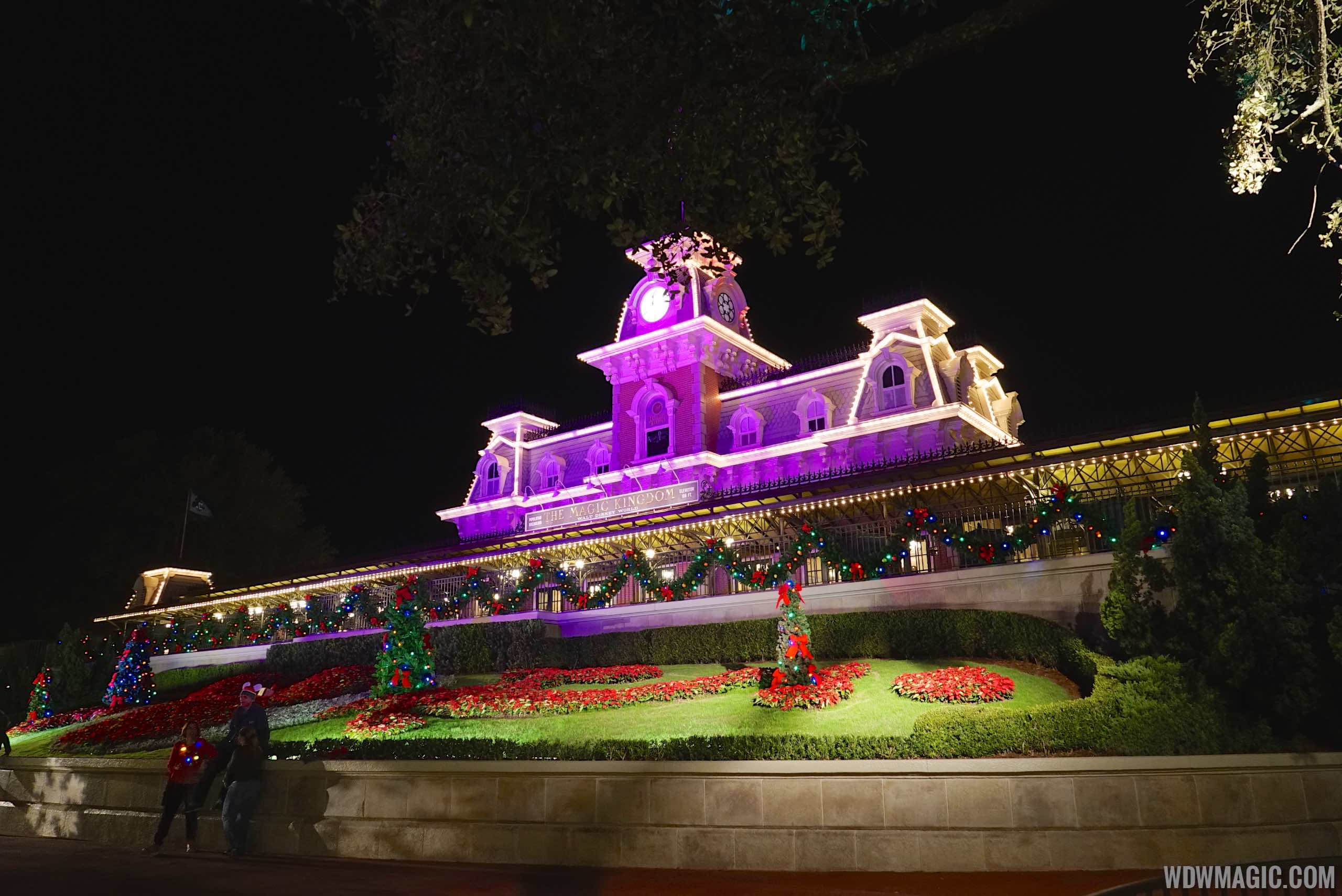 Three More Nights Now Sold Out For Mickey s Very Merry Christmas Party 