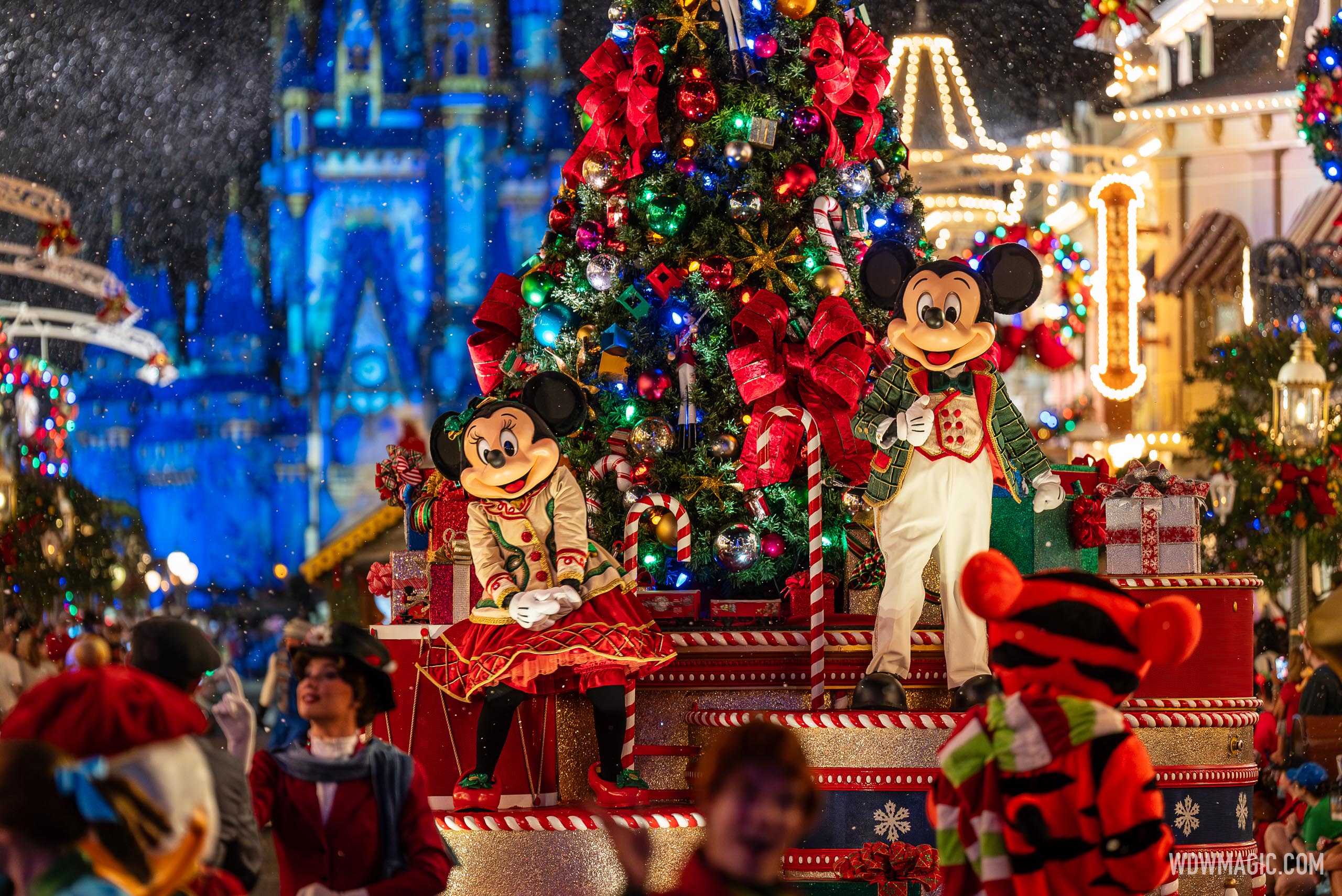 Opening Night of Mickey's Very Merry Christmas Party Sells Out at Magic