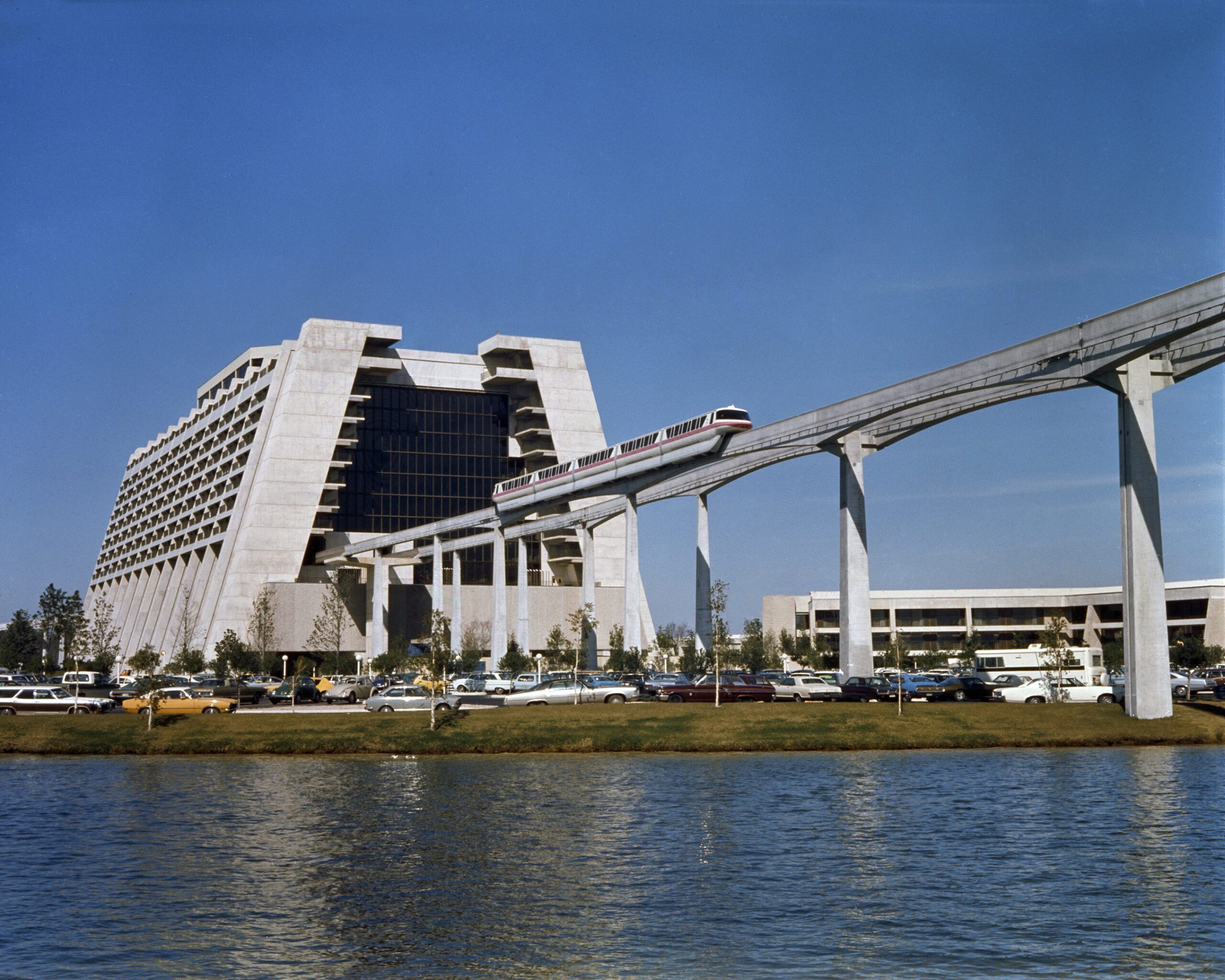 Five Decades of Magic at Walt Disney World Resort: 1971-1979 - Photo 8 ...