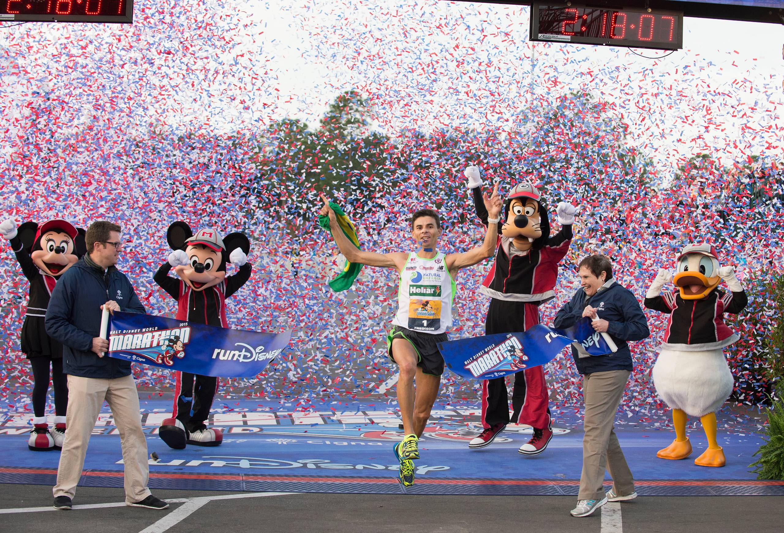 2015 Walt Disney World Marathon winners - Photo 1 of 2 2015 Walt Disney World Marathon winners - Photo 1 of 2