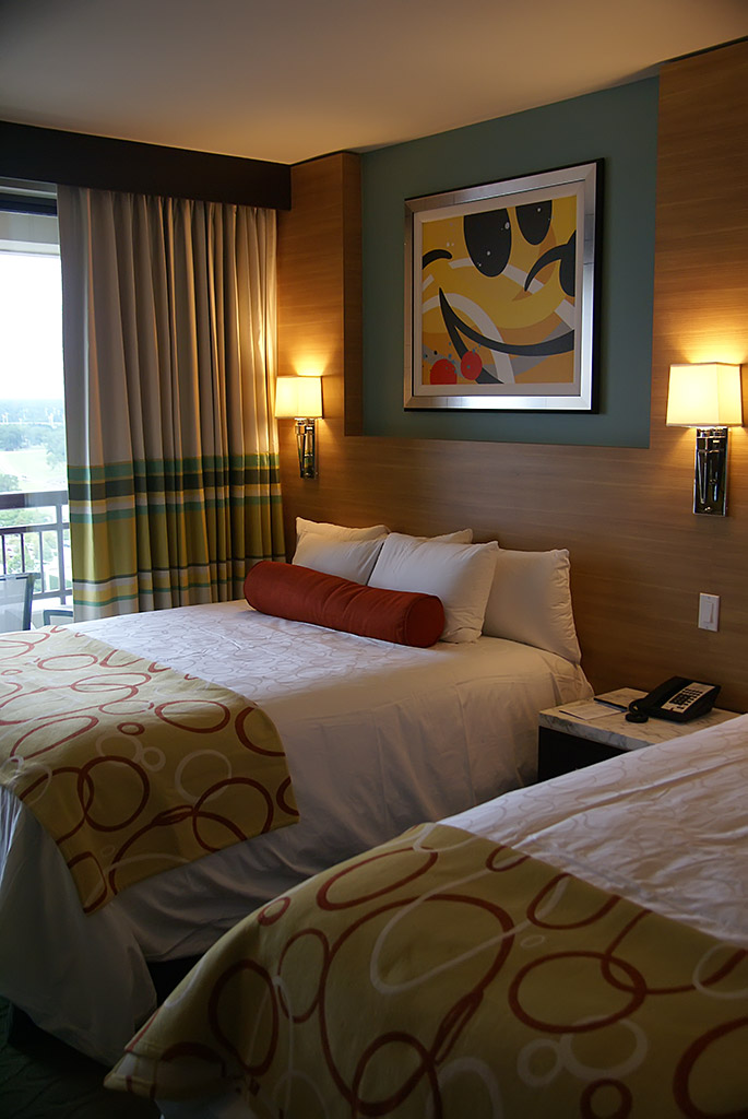 Bay Lake Tower Grand Villa room, pool and Top of the World ...