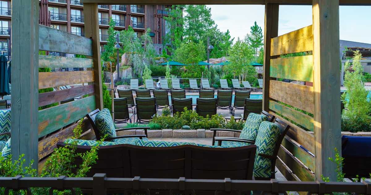 Boulder Ridge Cove Pool - Photo 4 of 5