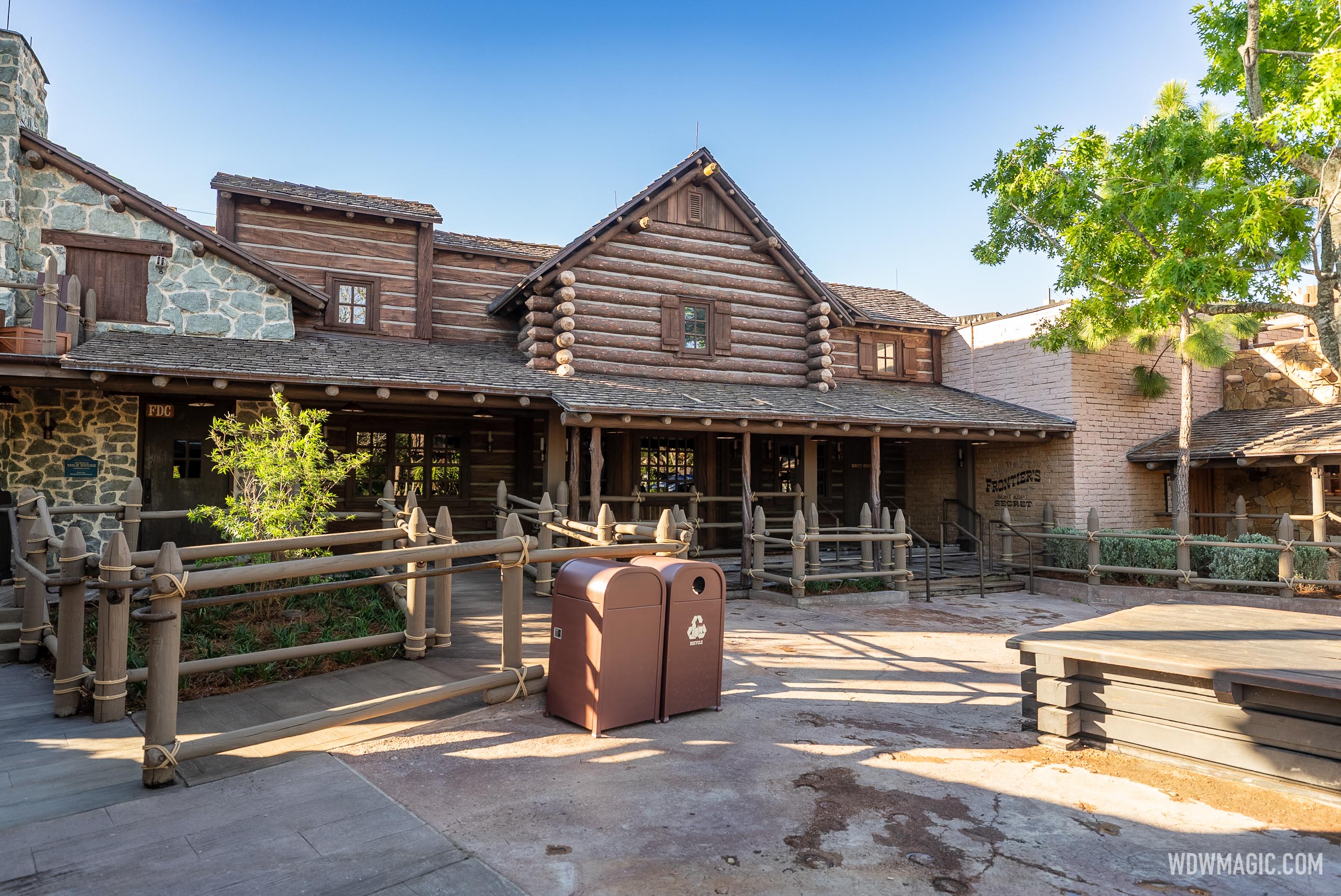 Magic Kingdom's DVC Lounge McKim's Mile House Gets Longer