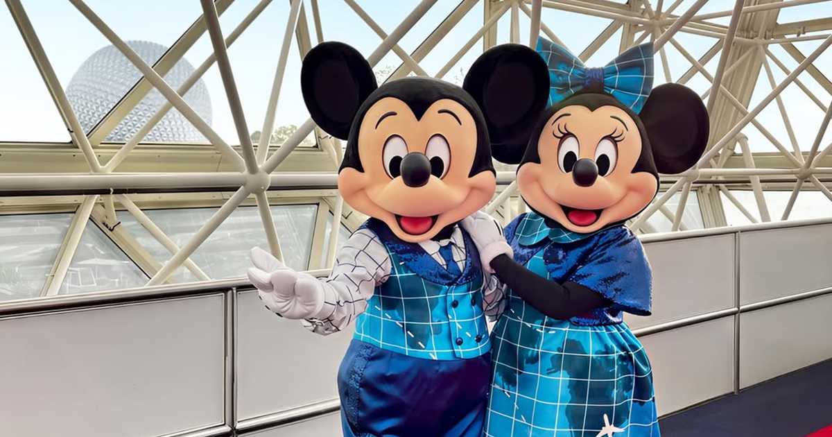 Mickey and Minnie Mouse inside Disney Vacation Club ImaginAtrium Member Lounge at EPCOT