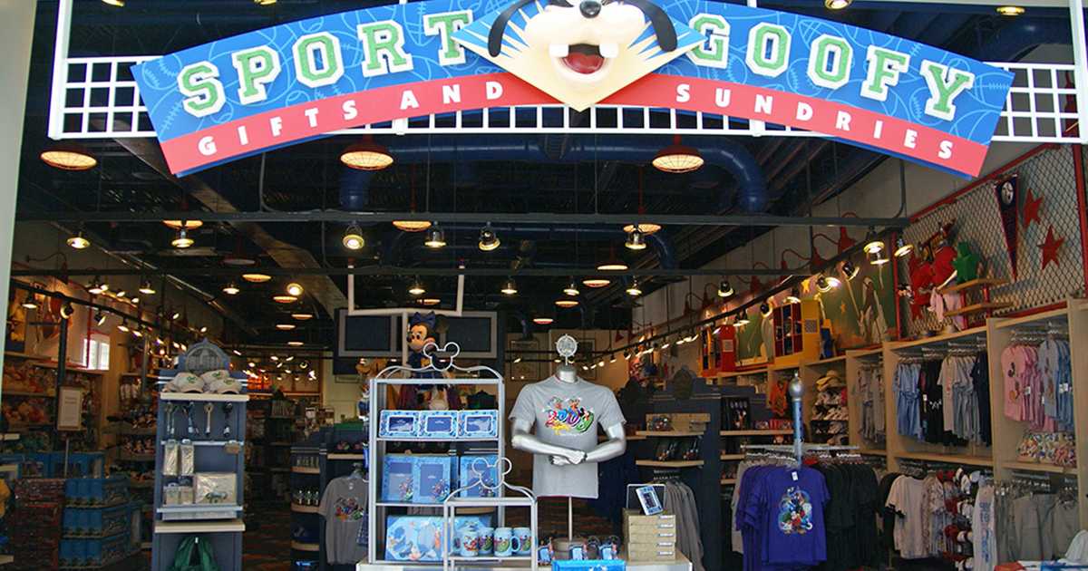 All Star Sports Resort Stadium Hall lobby and food court Photo 3 of 8