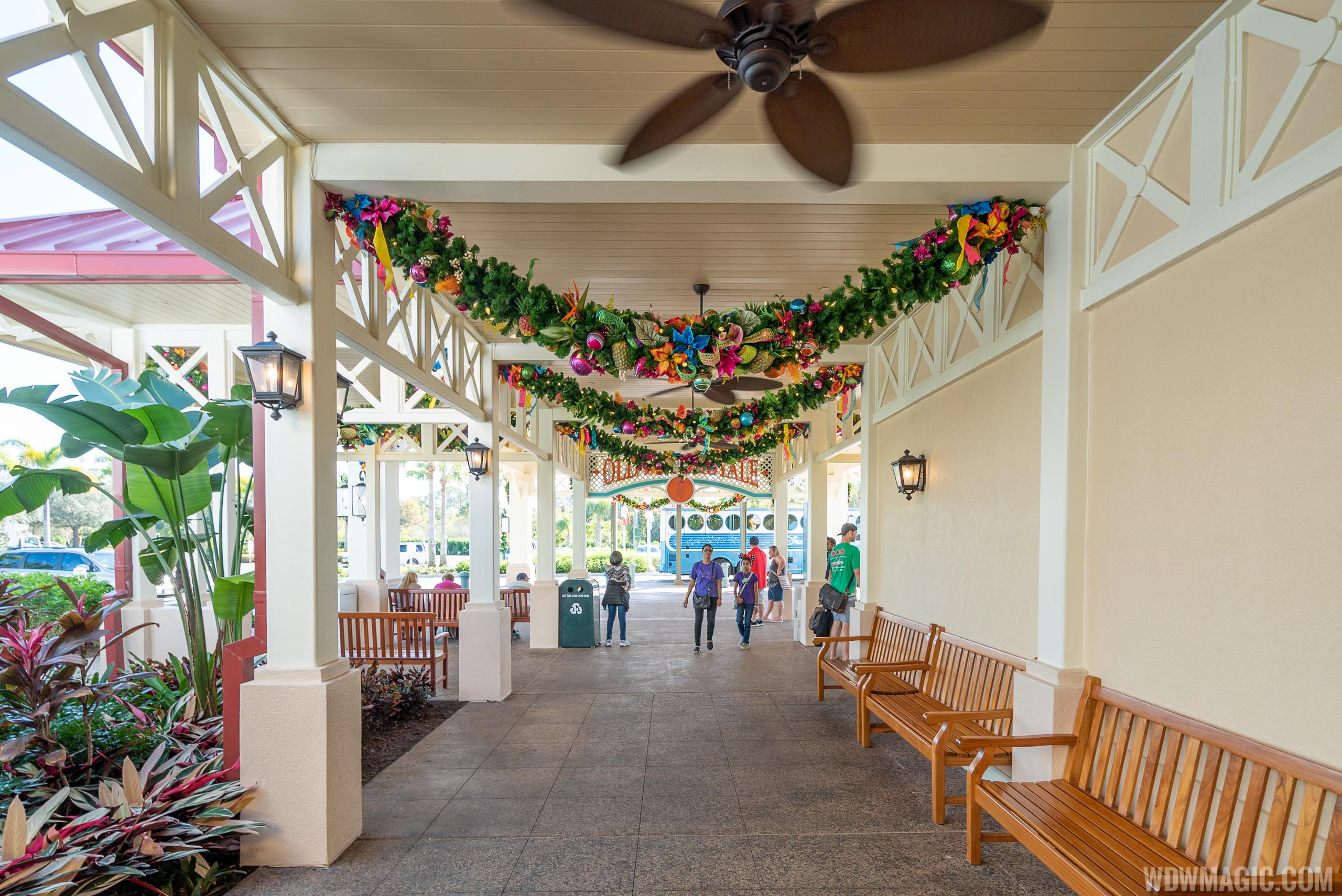 Disney's Caribbean Beach Resort Christmas Holiday Decor 2019 Photo 7