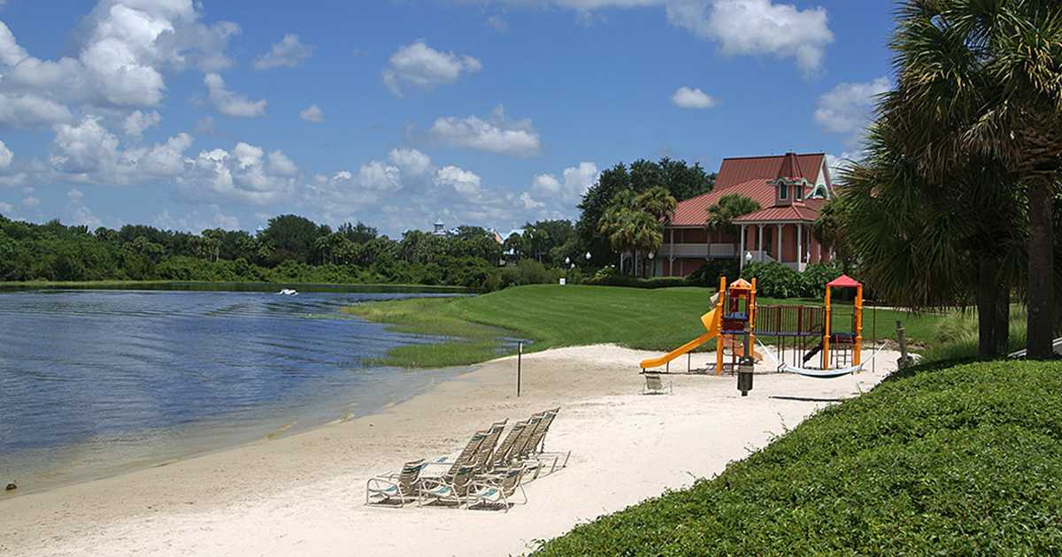 Trinidad South buildings and grounds - Photo 4 of 6