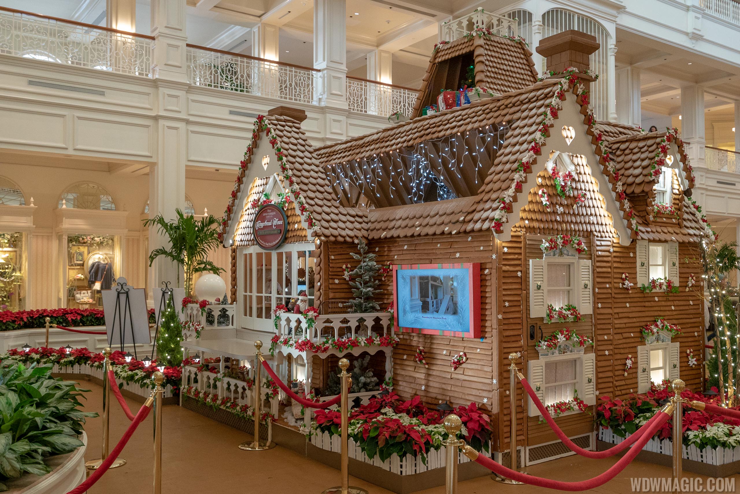 2018 Grand Floridian Gingerbread House Photo 6 of 6