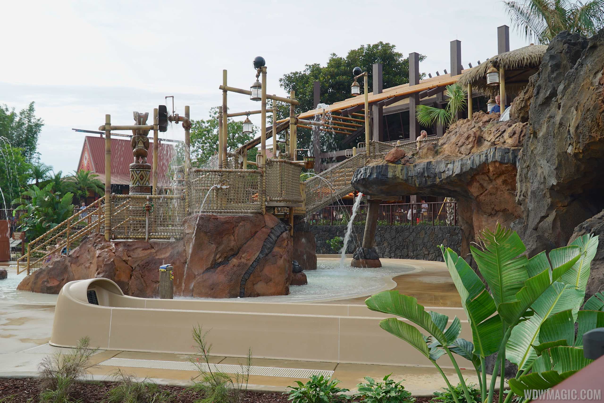 Kiki Tikis Splash Play area Photo 5 of 7