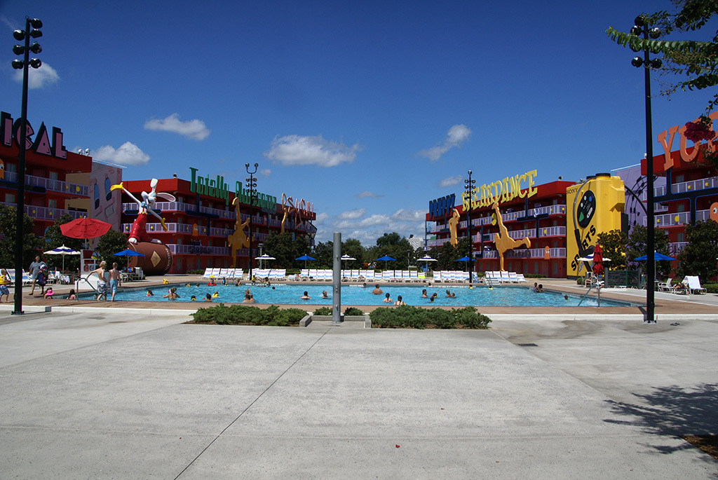 Computer Pool - Photo 3 of 4