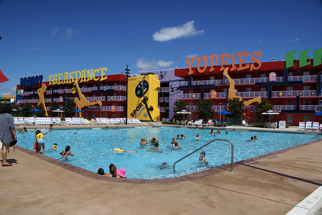 Computer Pool - Photo 4 of 4