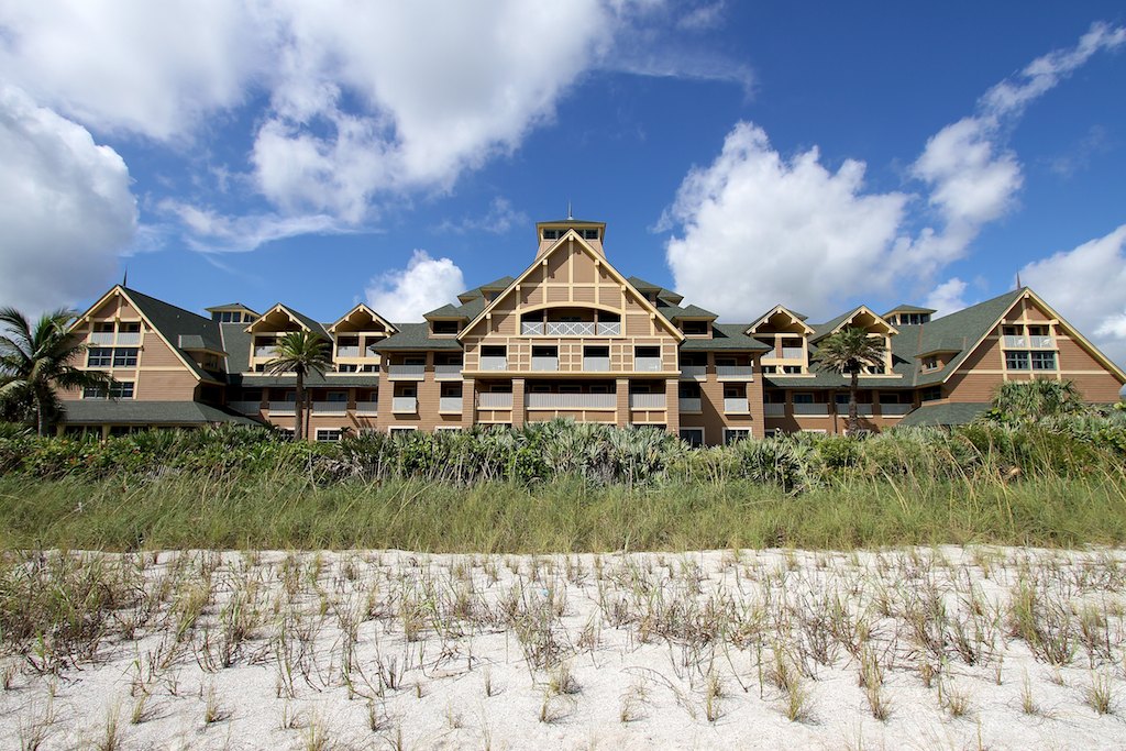 New Wind And Waves Grill Market And Bar Opens At Disney S Vero