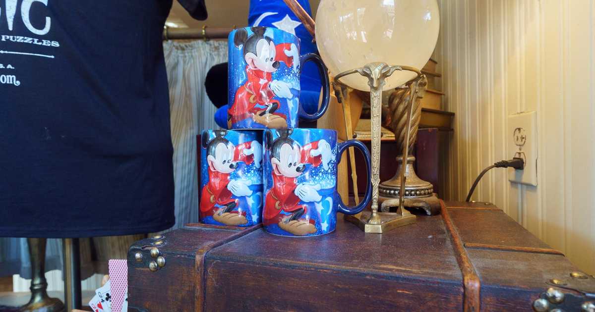 House of Magic storefront on Main Street U.S.A. - Photo 8 of 8