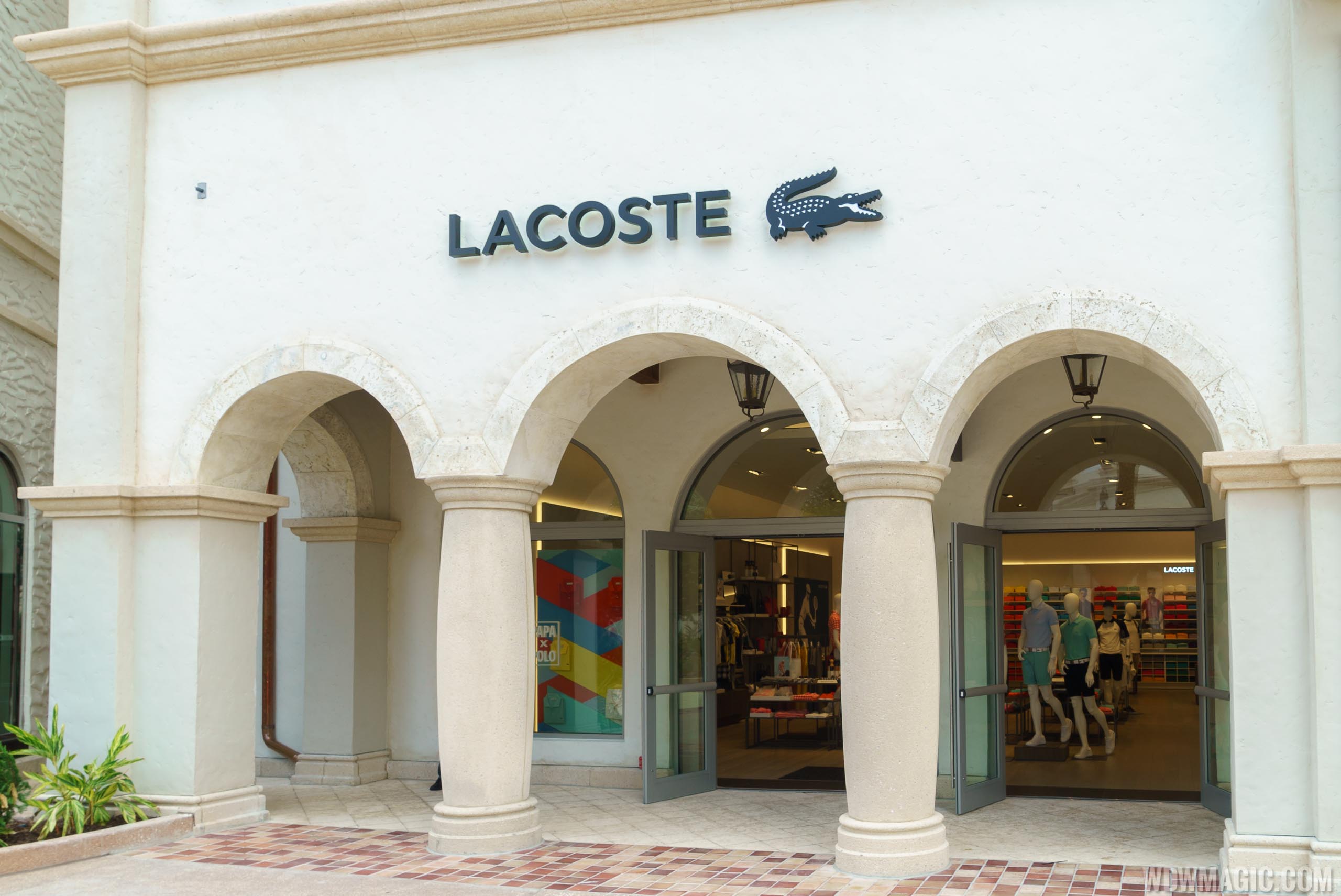 lacoste town center