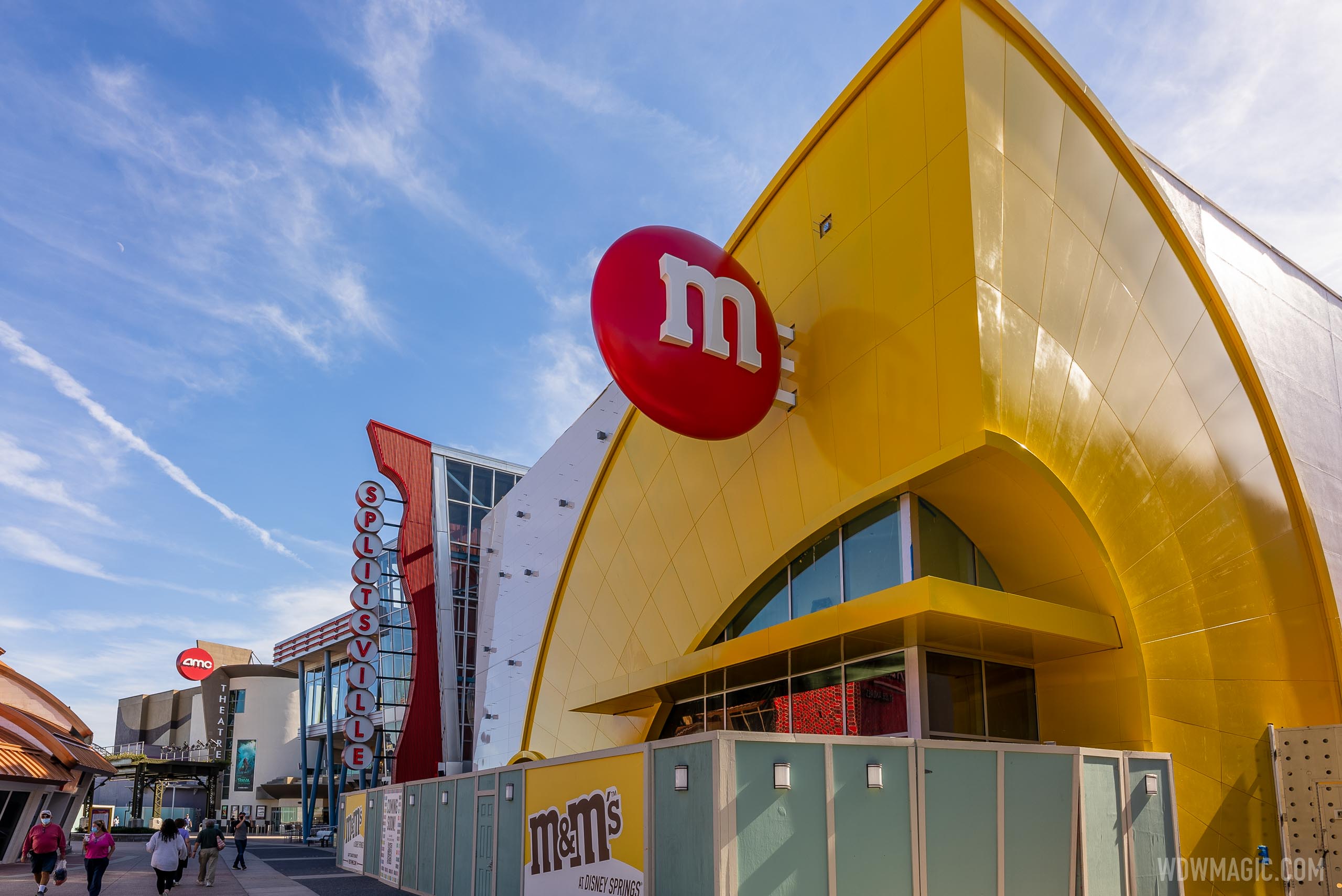 Exterior of Disney Springs M&M’s store nears completion as opening nears