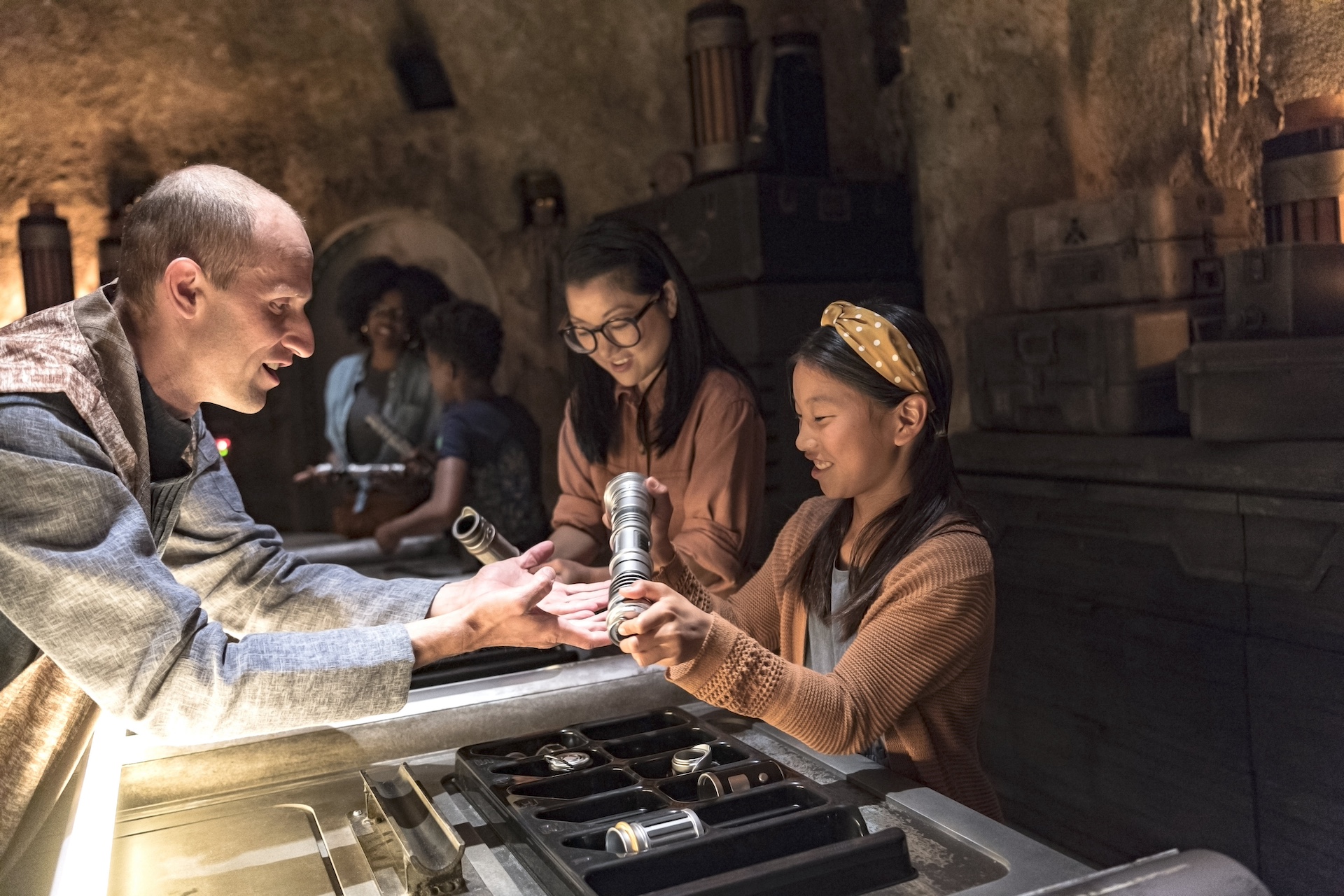 Disney World Increases Prices for Savi's Workshop, Droid Depot, Fireworks Cruises, and More Premium