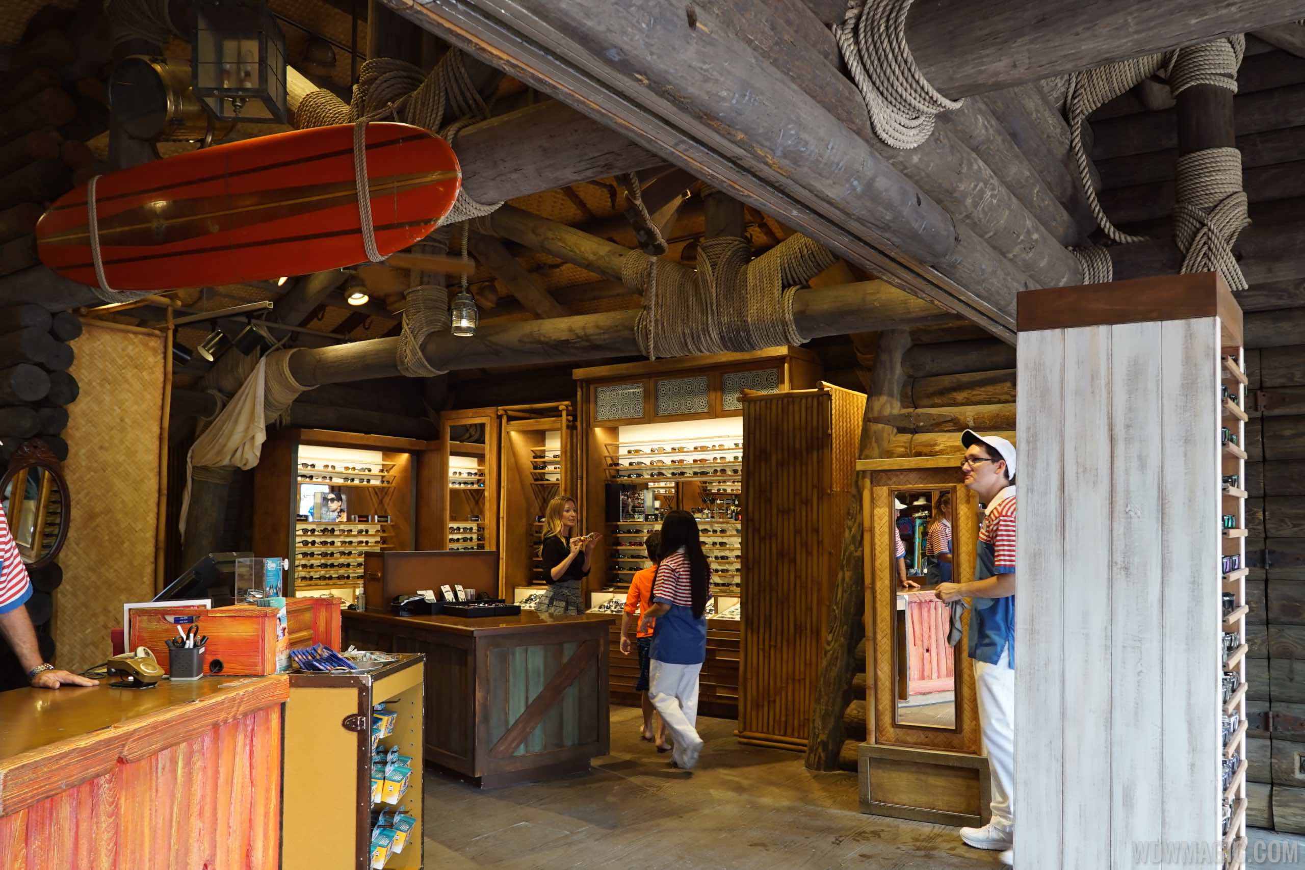 Sunglass Hut now open at Typhoon Lagoon's Singapore Sals