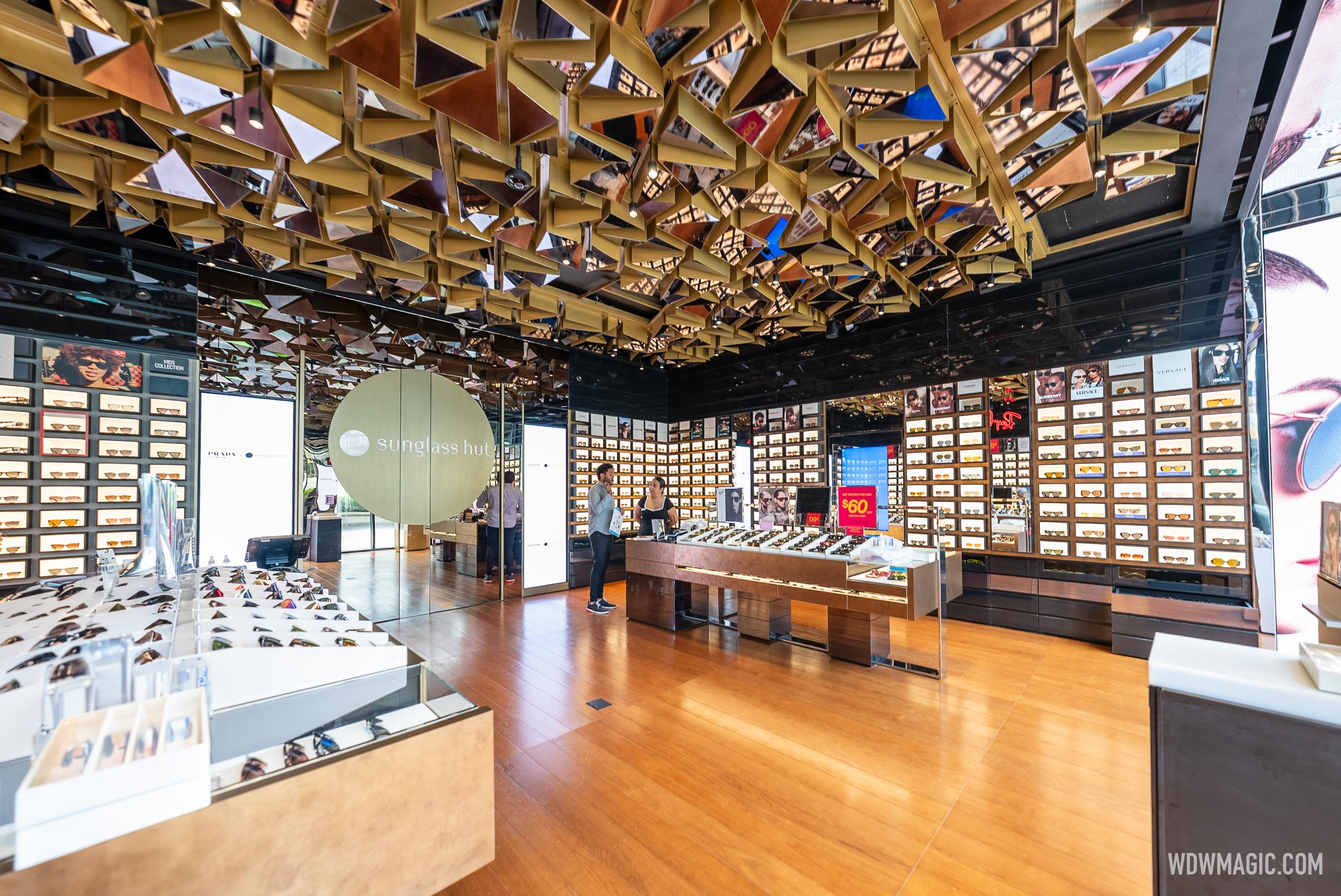 Sunglass Hut overview July 2023 Photo 6 of 6