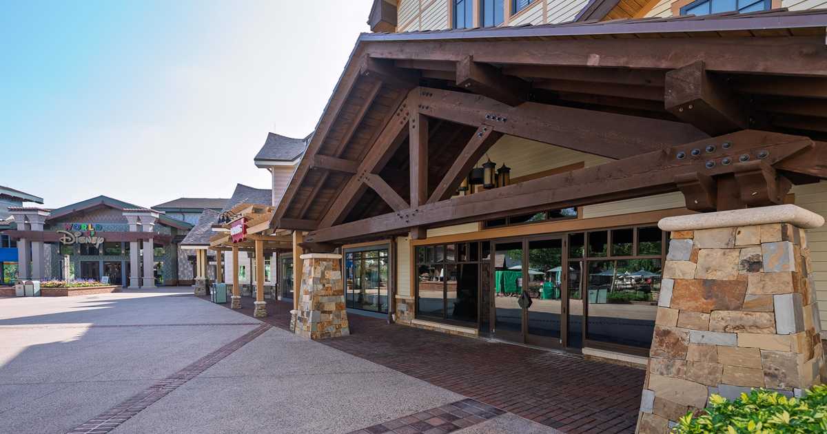 Vans Taking Over the Old Volcom Space at Disney Springs