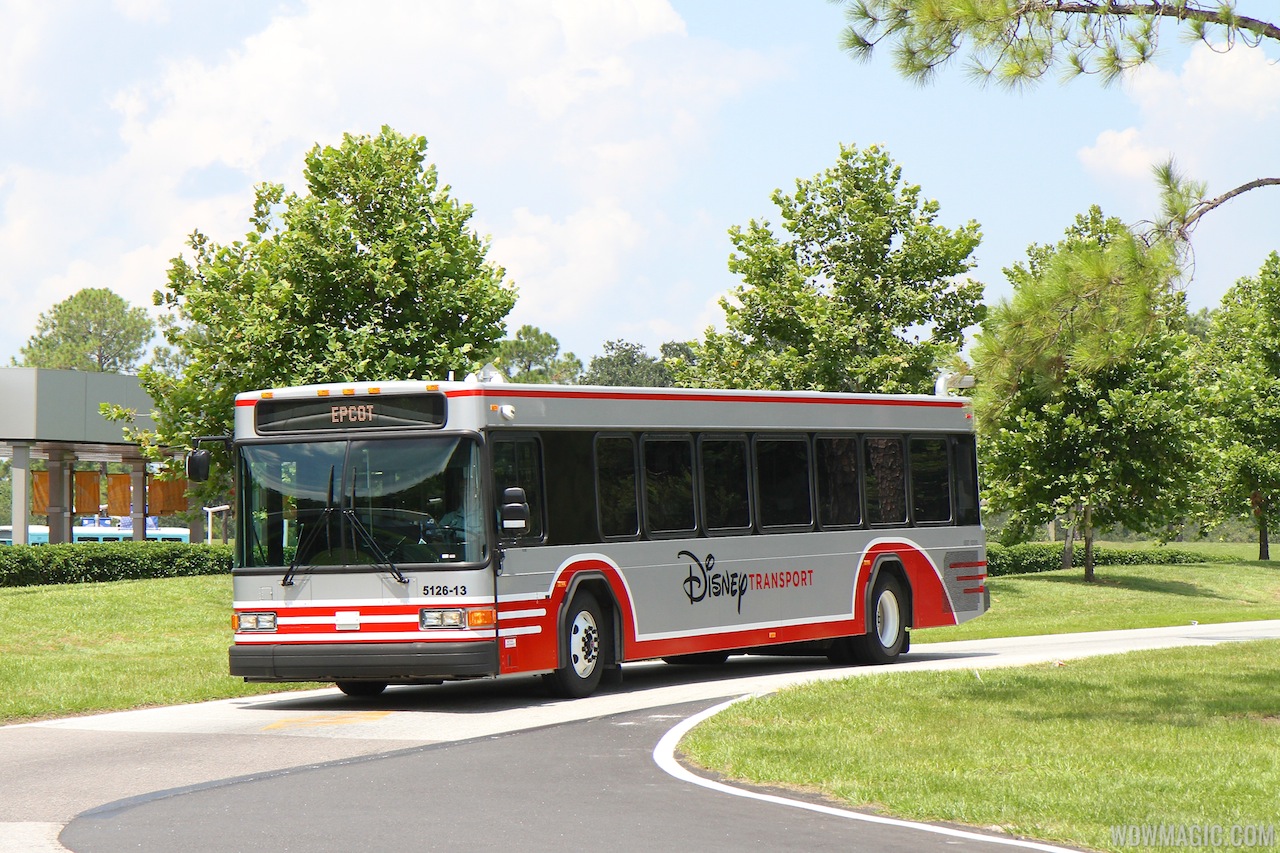 2013 Walt Disney World bus fleet color scheme - Photo 1 of 9