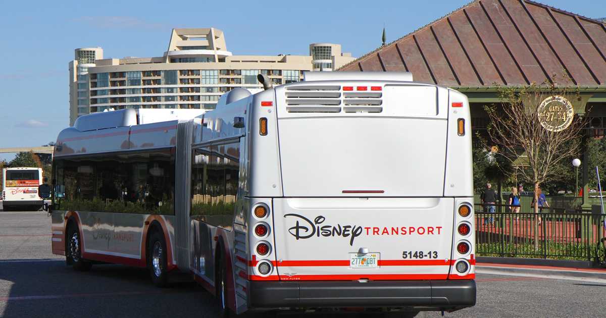 Articulated extended-length busses - Photo 4 of 5