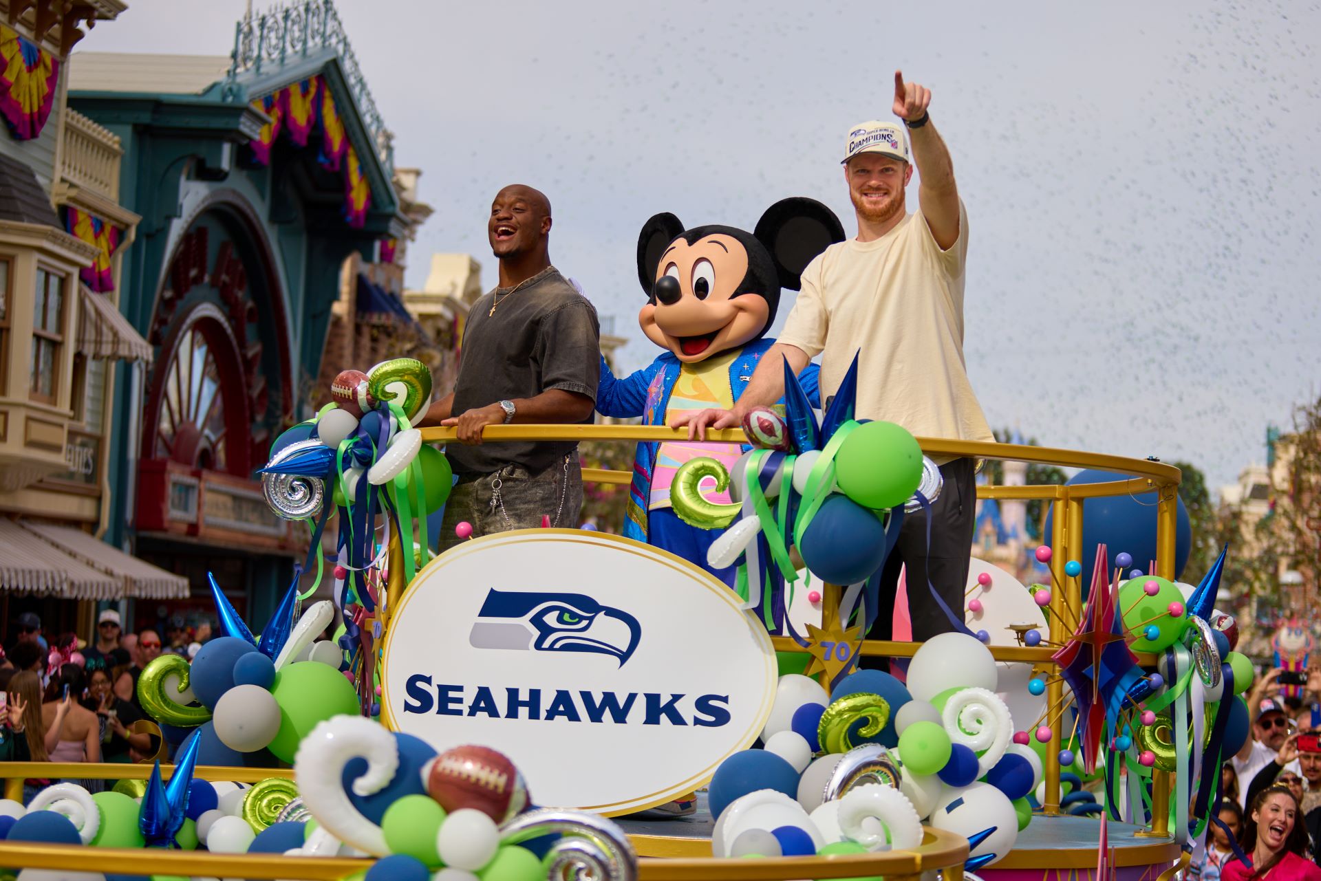 Sam Darnold and Kenneth Walker III's Super Bowl Celebration at Disneyland -  Photo 3 of 4